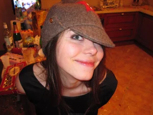 35-adorable-brunette-gf