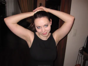 39-adorable-brunette-gf