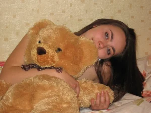 43-adorable-brunette-gf