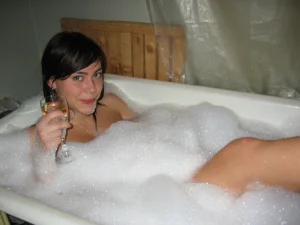 54-adorable-brunette-gf