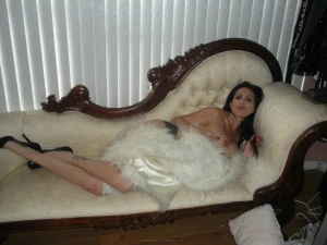 76-alice-got-really-huge-boobs