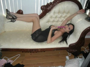 85-alice-got-really-huge-boobs