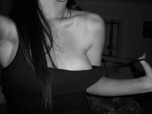 23-alison-loves-to-show-her-boobs