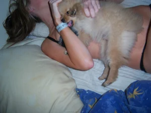 53-alison-loves-to-show-her-boobs