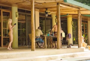 amateur-nudist-model-028