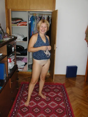 41-ashley-coom-needs-to-be-on-your-hard-drive