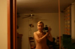 13-babe-making-self-shots