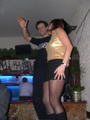 04-babe-prefers-parties