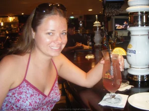 08-big-boobed-gf-sucking-cock