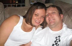 09-big-boobed-gf-sucking-cock