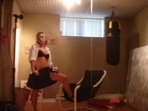 17-blonde-babe-getting-naked