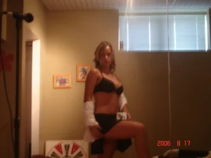 18-blonde-babe-getting-naked