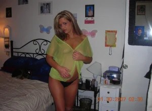 74-blonde-girl-shows-her-pussy