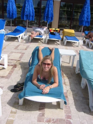 06-blonde-glamour-babe