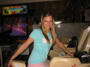 29-blonde-glamour-babe