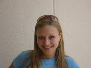 33-blonde-glamour-babe