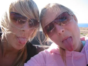 42-blonde-glamour-babe