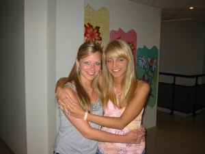 62-blonde-glamour-babe