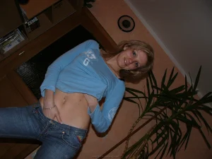 17-blonde-making-blowjob