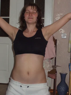 38-brunette-prefers-sex-toys