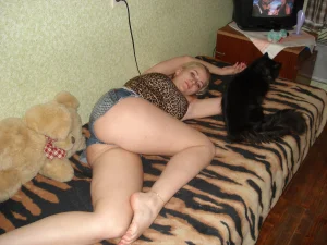 87-busty-blonde-girlfriend