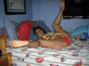 28-busty-gf-dont-hide-anything