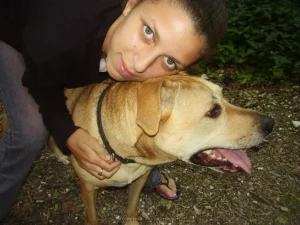 19-chick-in-forest-getting-nude