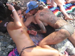 32-crazy-drunk-chicks