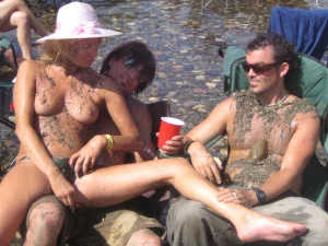 35-crazy-drunk-chicks