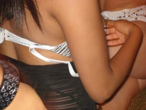 46-drunk-gfs-at-the-party