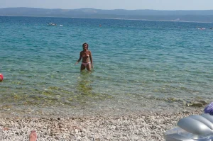 05-family-on-nude-beach