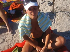 15-family-on-nude-beach