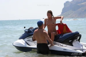 07-gf-adores-water-scooter