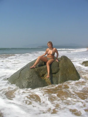 32-gf-adores-water-scooter