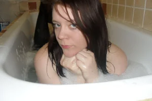 09-gf-prefers-to-masturbate