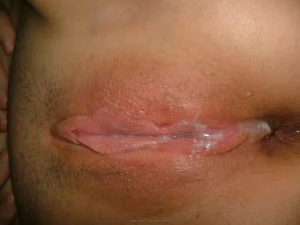 19-gfs-show-their-pussy