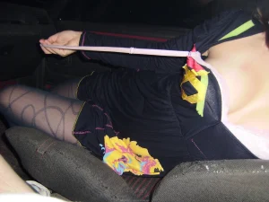 13-girl-likes-to-fuck-in-the-car