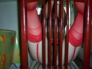 38-hairy-pussy-girl-shows-herself