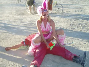 09-i-like-this-party