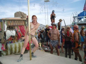 34-i-like-this-party