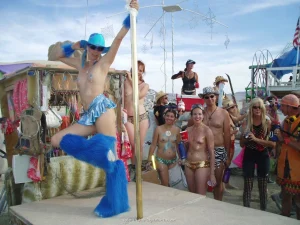 35-i-like-this-party