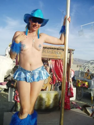 53-i-like-this-party