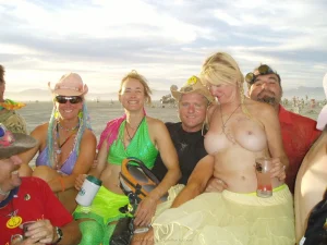 63-i-like-this-party