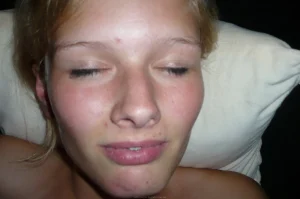 05-lost-home-erotic-photos