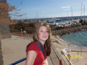 02-lovely-gf-shows-her-puffy-nipples