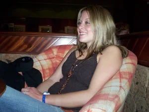 14-lovely-gf-shows-her-puffy-nipples