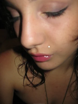 11-lustful-hairy-pussy-gf