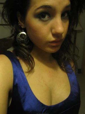 13-lustful-hairy-pussy-gf