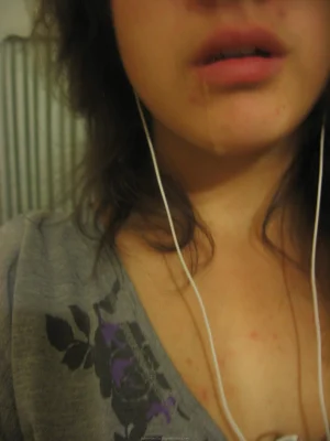 24-lustful-hairy-pussy-gf