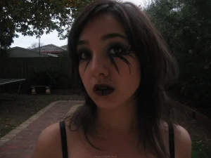 41-lustful-hairy-pussy-gf